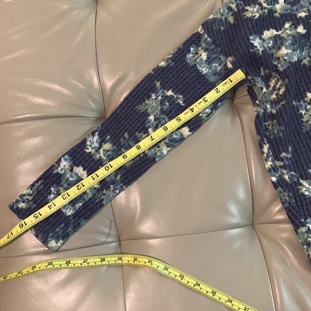 Out From Under Blue Floral Cardigan - Picture 7 of 7